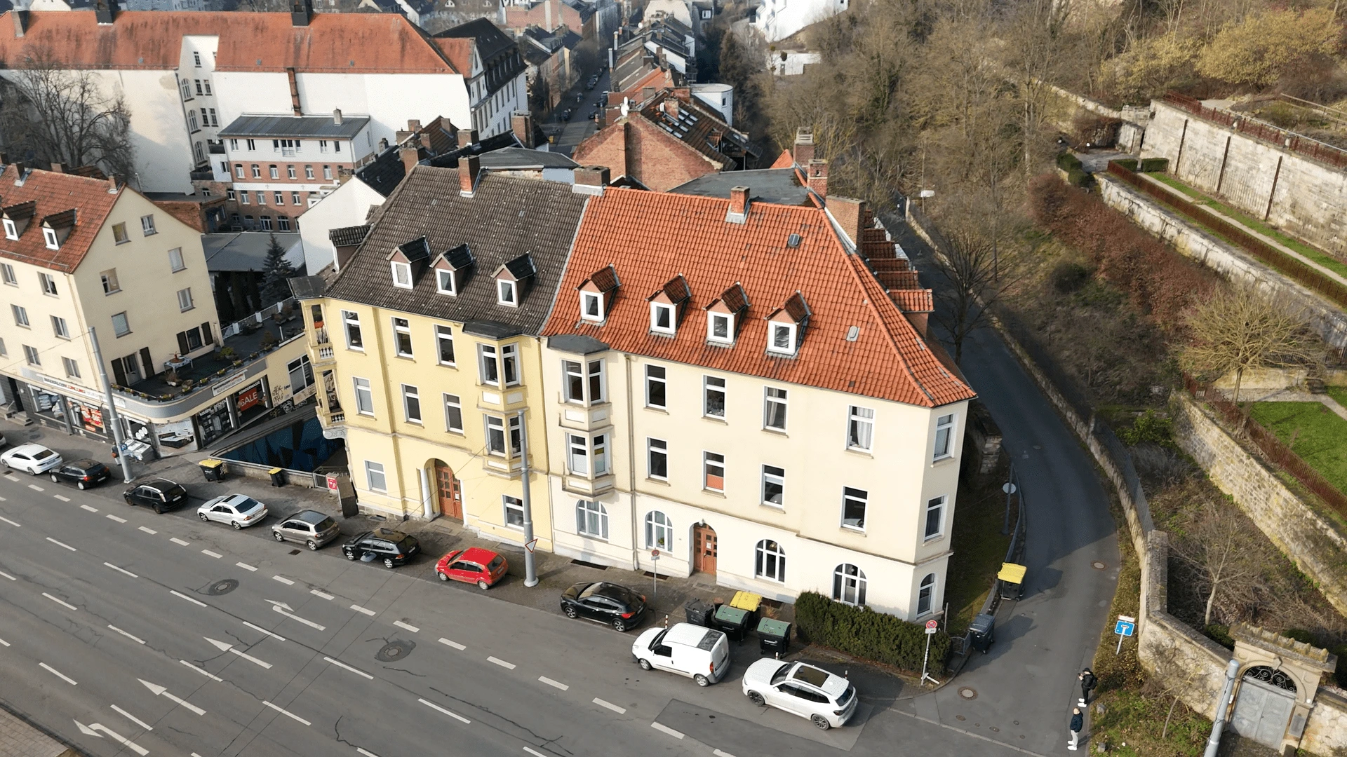 Frankfurter1_12.1.1-min